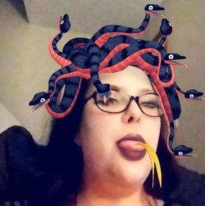 Meet your Posher, Jaclyn